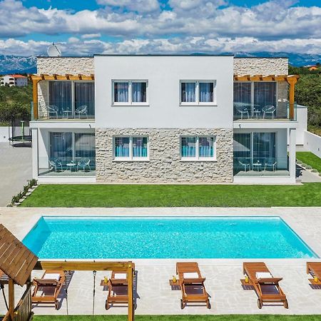 Stunning Home In Vrsi With Kitchen エクステリア 写真