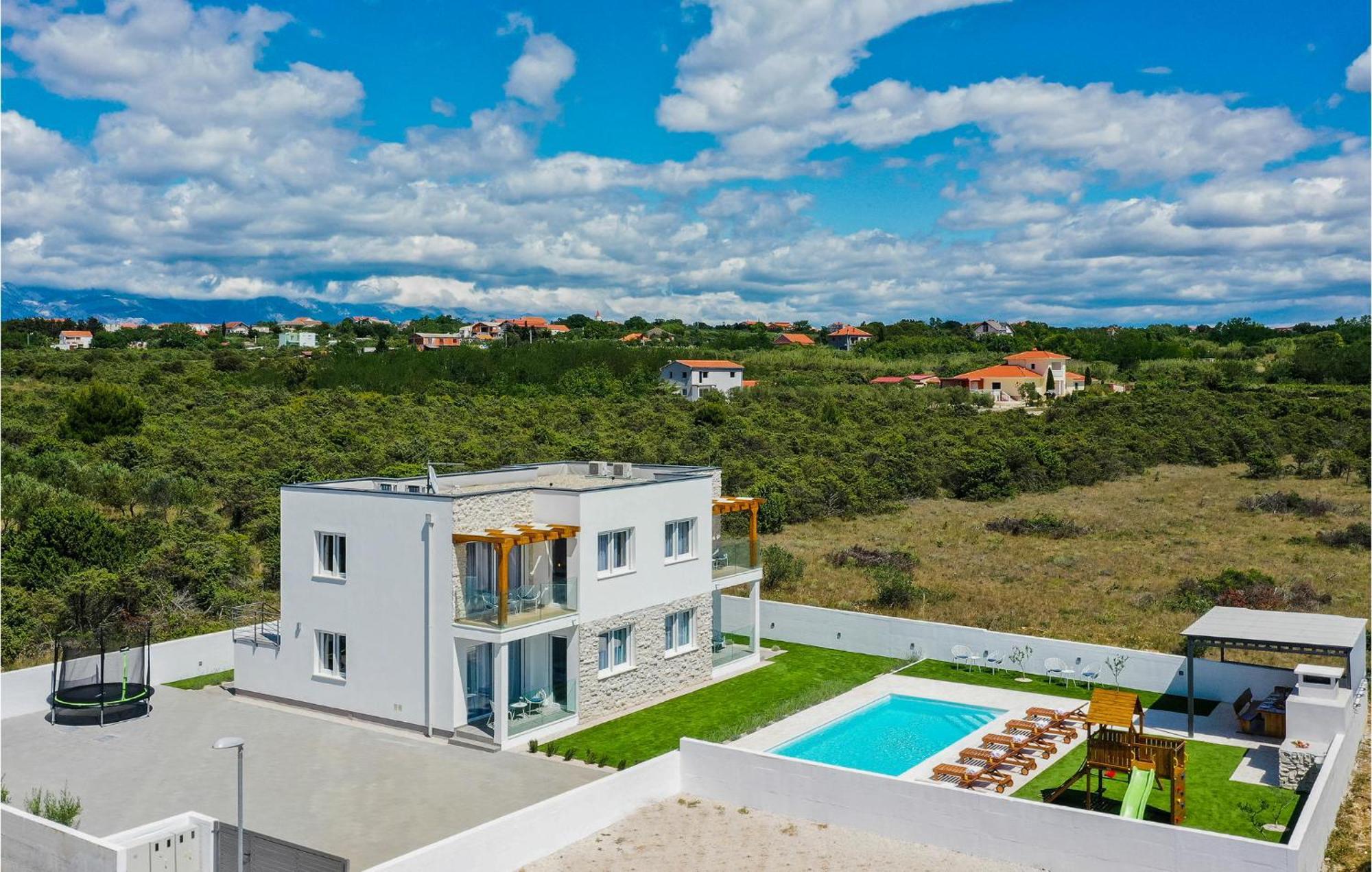 Stunning Home In Vrsi With Kitchen エクステリア 写真